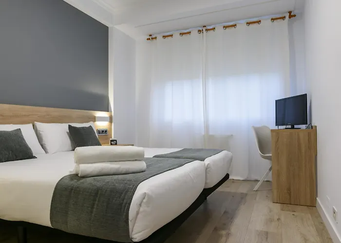 ホテル Alda Narón